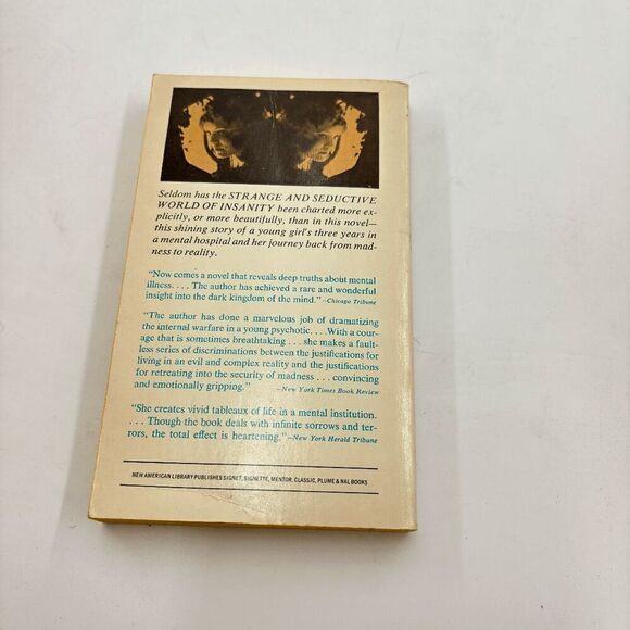 I Never Promised You A Rose Garden by Hannah Green 1964 Vintage Paperback Signet - Picture 3 of 6